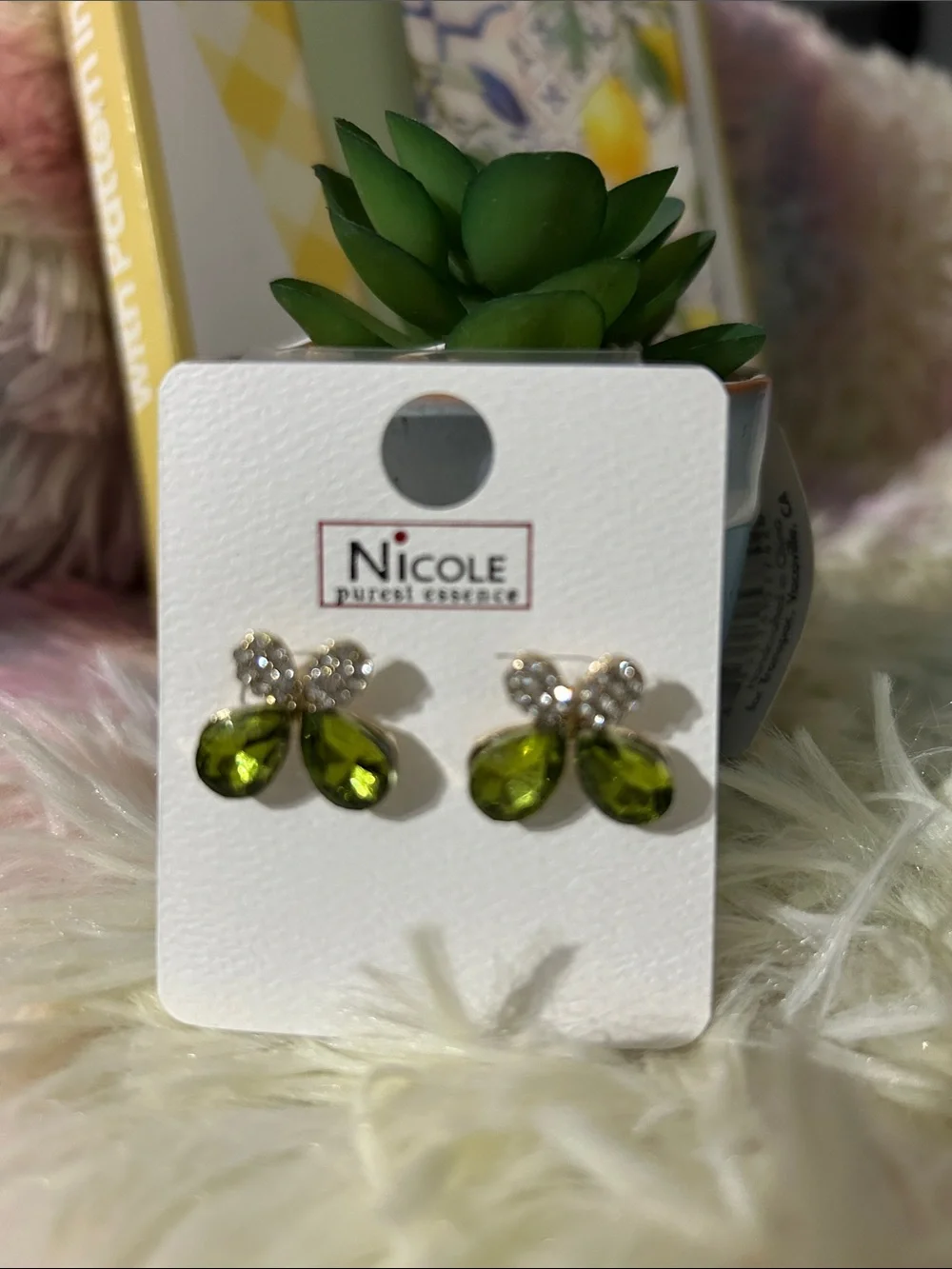 Nicole sparkling crystal